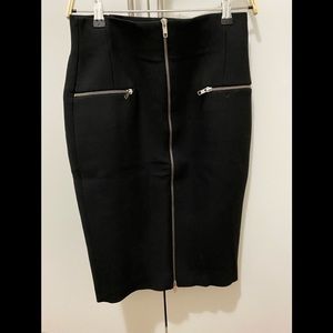 Zara Black zip pencil skirt